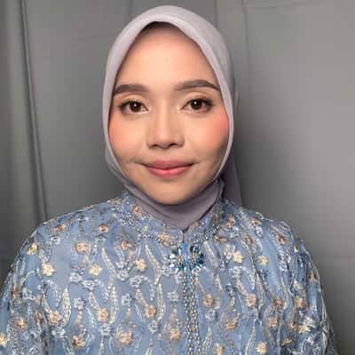 Lamaran  - Dina Nurfauzia